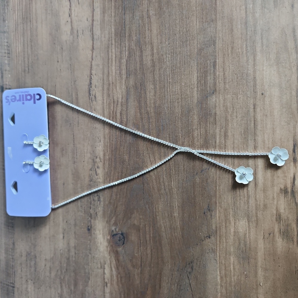 Claire's Necklace Set